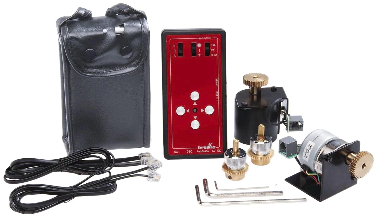 SkyWatcher EQ-5 kétmotoros vezérlés ST-4 autoguider csatlakozóval SkyWatcher EQ-5 kétmotoros vezérlés ST-4 autoguider csatlakozóval